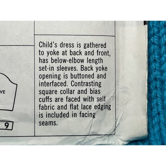 McCalls 7992 Sewing pattern girls dress A line lace collar cuffs 1960s Size 6 - Picture 7 of 7